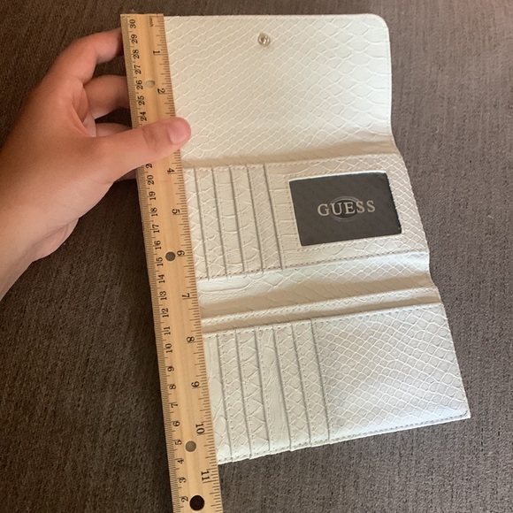 Guess wallet - Picture 7 of 8